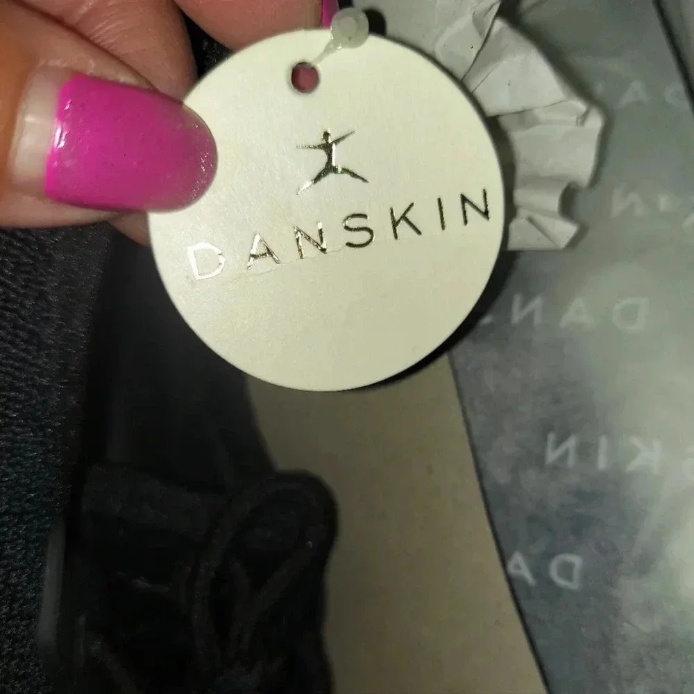 NIB Danskin Soft Knit Lace Up Sneakers